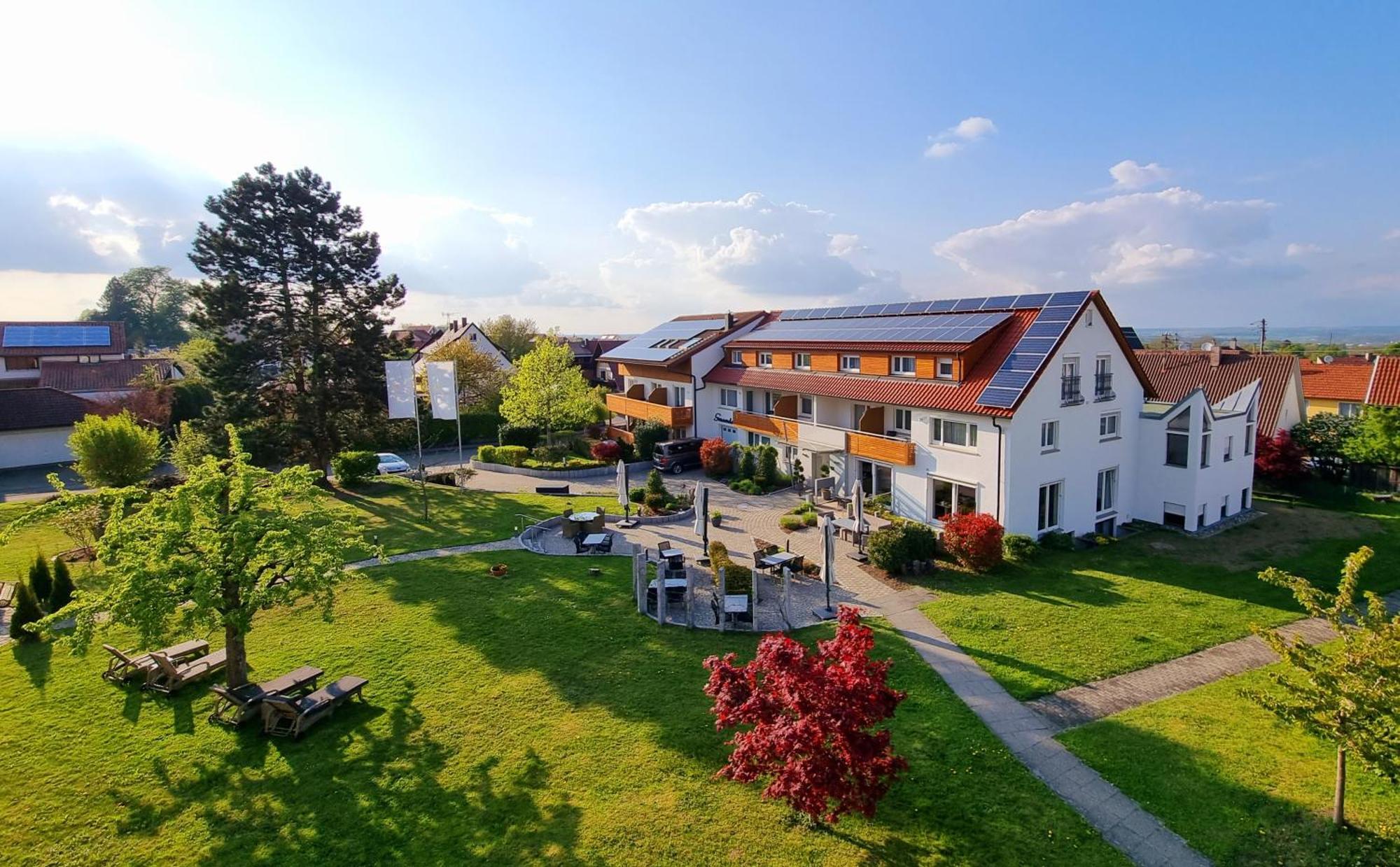 Landhotel Sonnenhalde Bad Boll Zewnętrze zdjęcie